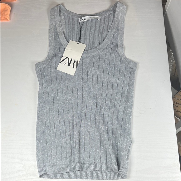 NWT Zara Light Gray Ribbed Sleeveless Top A0223 - Picture 1 of 3